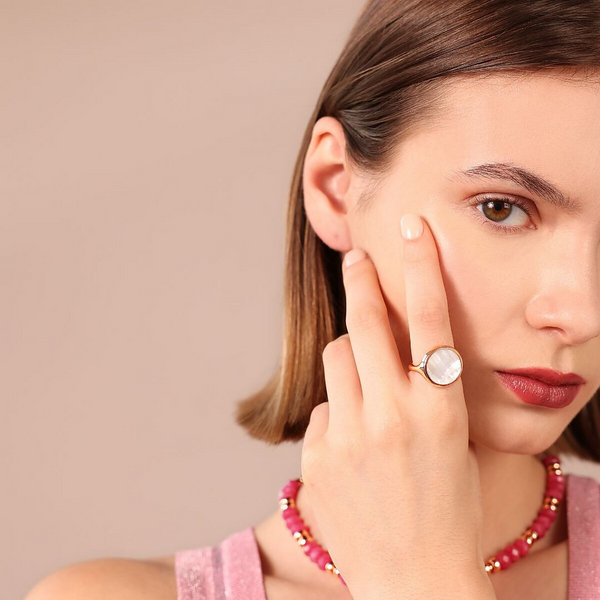 Grosse Bague Chevalier avec Pierre Naturelle Plate