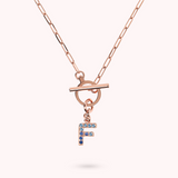 Collana Catena Forzatina con Pendente Lettera Pavé in Cubic Zirconia