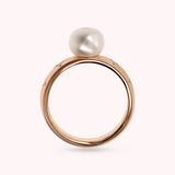 Band ring with Étoile and white freshwater button pearl Ø 8 mm