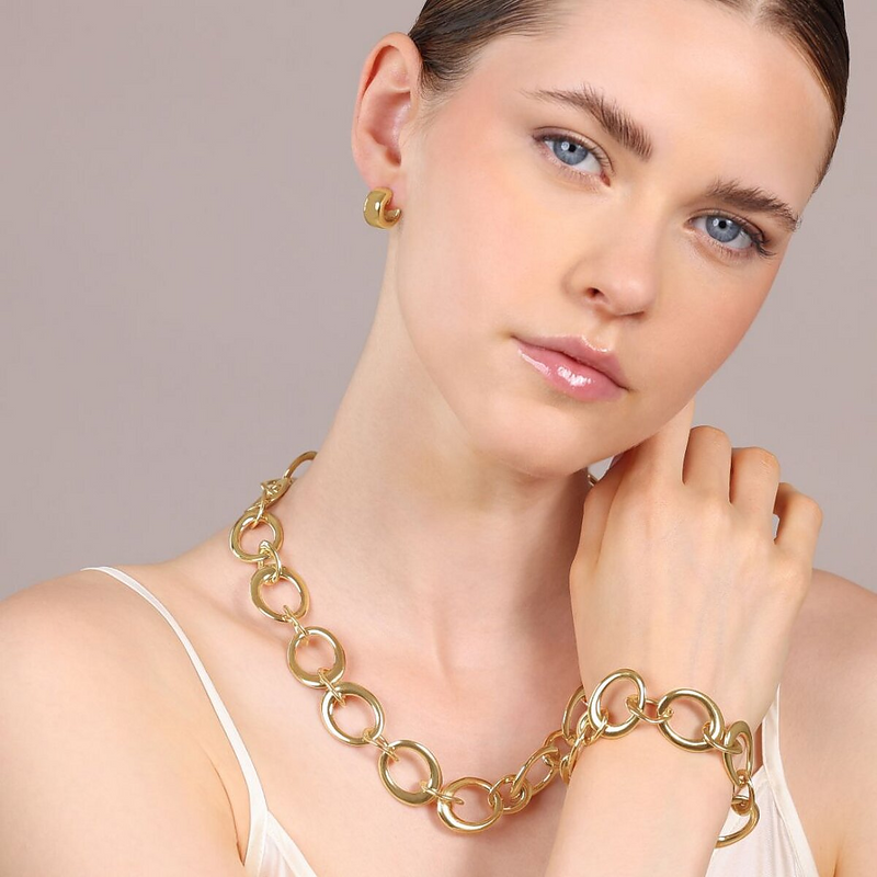 Golden Necklace with Oval Links alternating with Rings