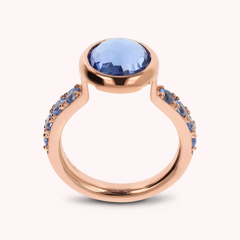 Cocktail Ring with Cubic Zirconia and Round Gem Prism