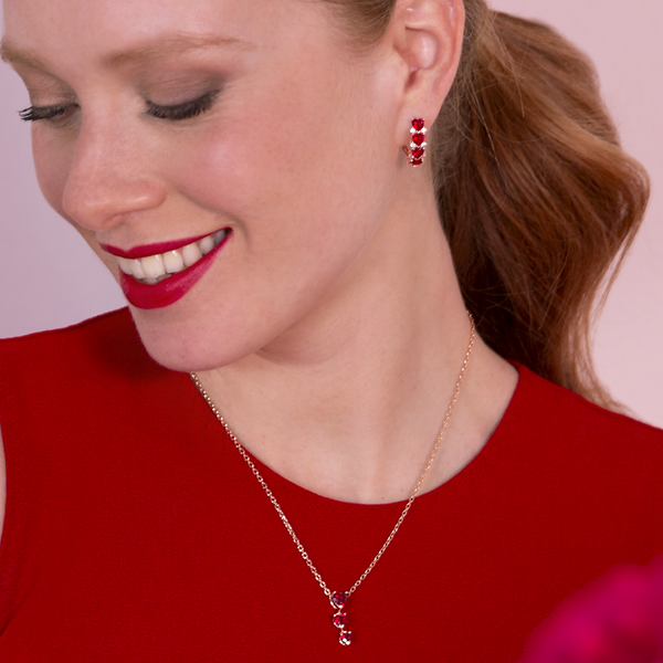 Set Collana e Orecchini Cuore con Cubic Zirconia Rosse e Rosa