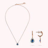 Ensemble collier et boucles d'oreilles pendantes en zircone cubique bleue